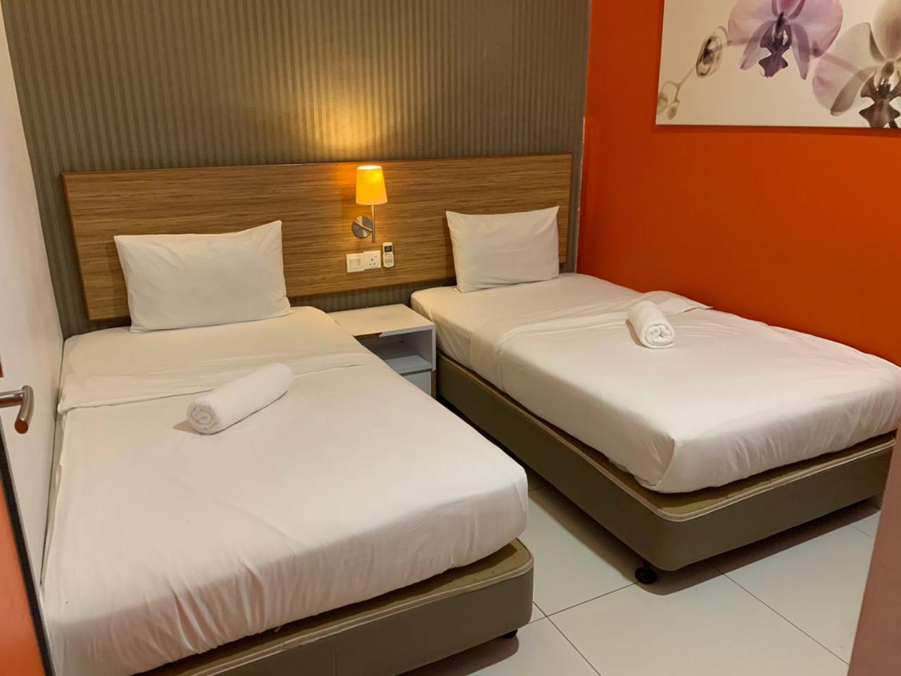 Hotel Sovotel @ Bandar Menjalara 2*