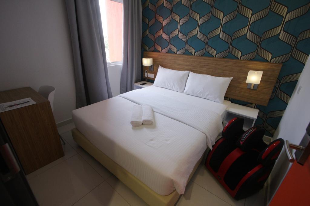 Hotel Sovotel @ Bandar Menjalara 2*