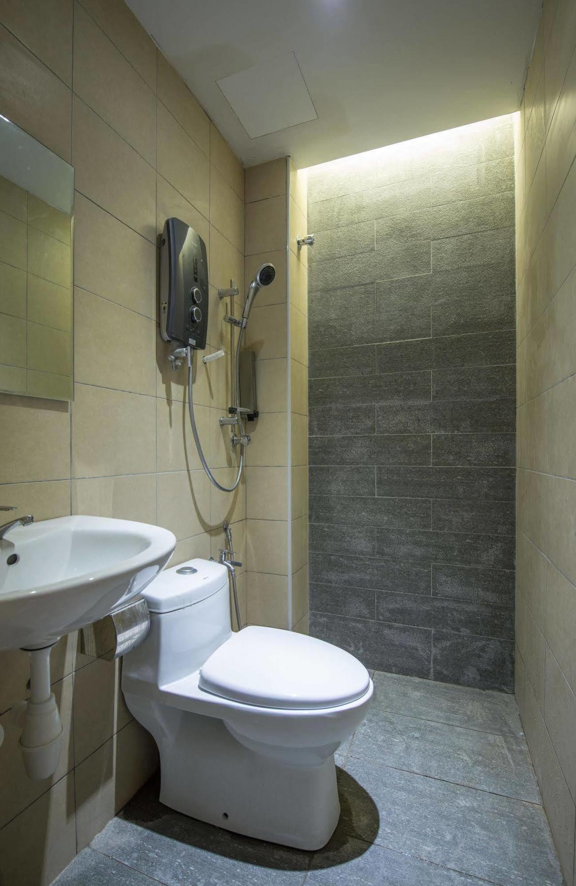 Hotel Sovotel @ Bandar Menjalara 2*